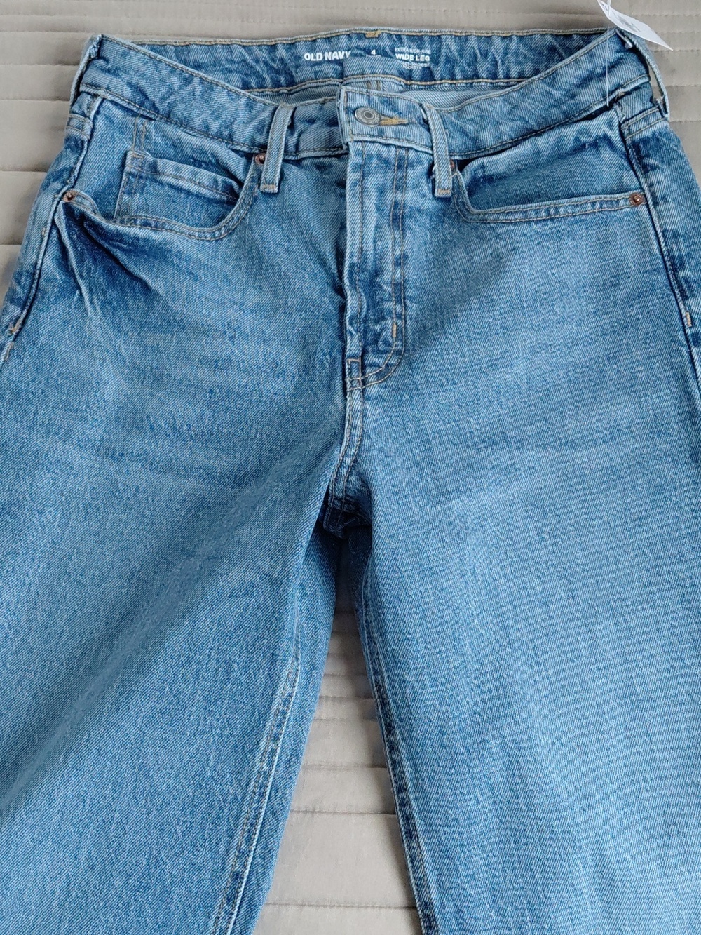 Old Navy Extra High Waisted Wide Leg Jeans 4 Petite Nwr - Picture 4 of 9